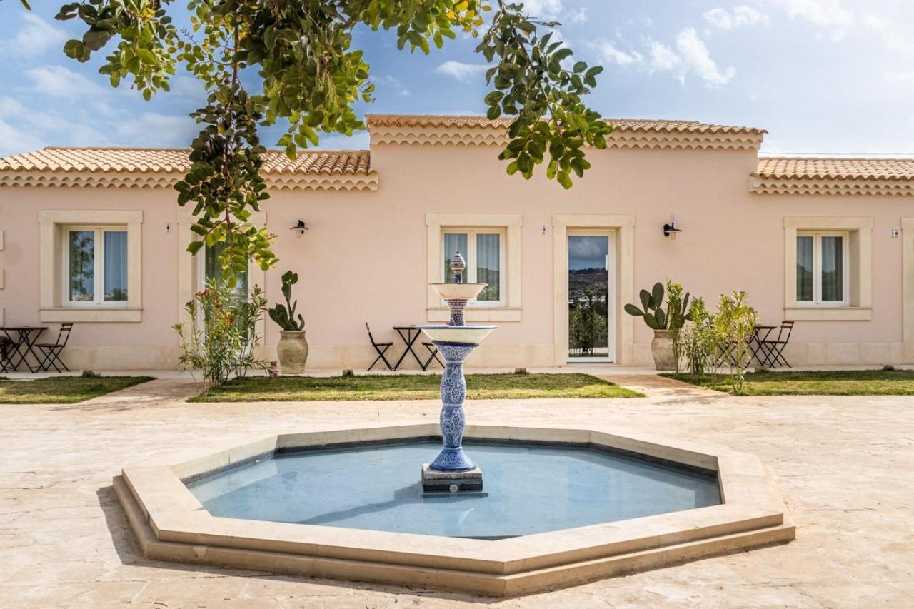 Bed and Breakfast Baglio Genovesi Noto Exterior foto