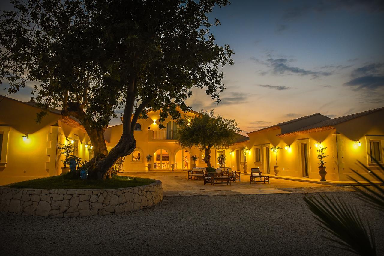 Bed and Breakfast Baglio Genovesi Noto Exterior foto