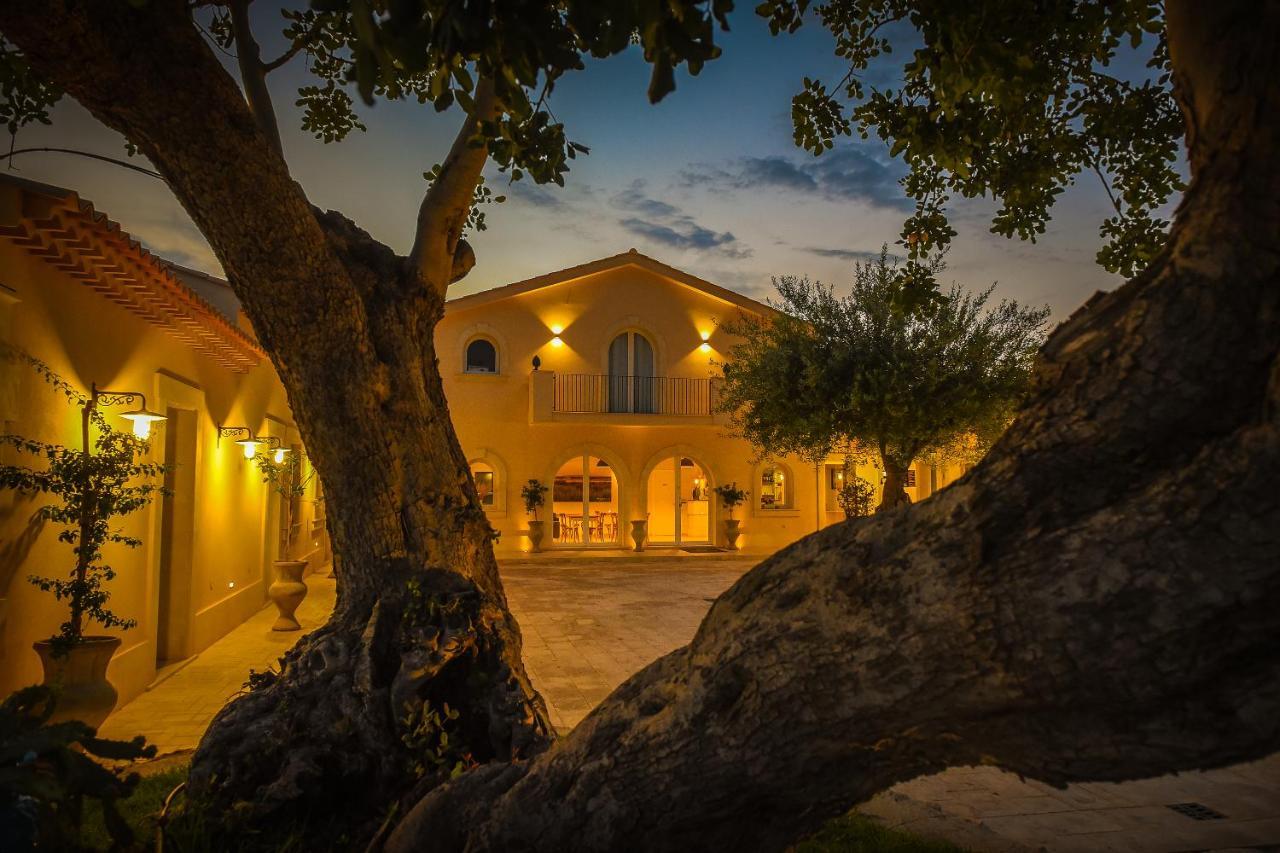 Bed and Breakfast Baglio Genovesi Noto Exterior foto
