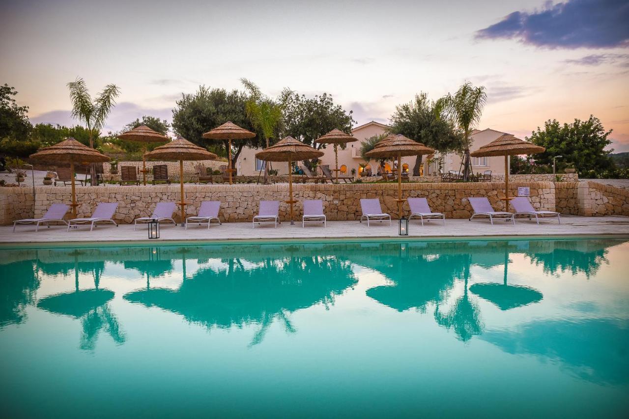Bed and Breakfast Baglio Genovesi Noto Exterior foto