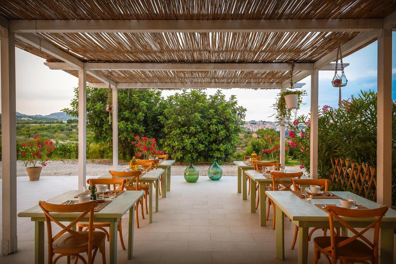 Bed and Breakfast Baglio Genovesi Noto Exterior foto